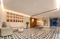 Hongyun·Cixia Hotel (Wuyuan High-Speed Rail Station Branch)