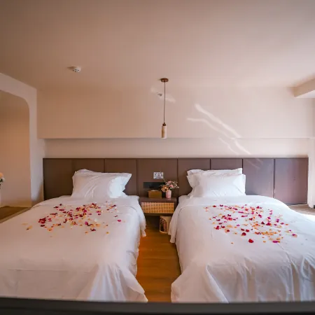 Ruiji Time Hotel (Huijia Times)
