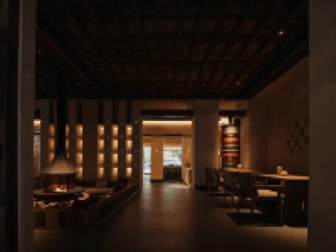 Zhuodi Kangqin Private Hot Spring (Li County Gergou) Hotels in Li County