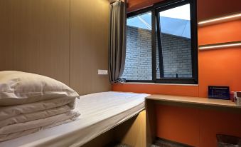 Wohkoon Zhixing Sun Youth Hotel (Beijing University Zhongguancun Subway Station)