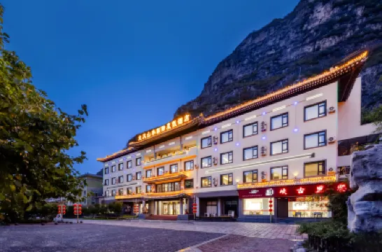 Beijing Longqing Landscape International Resort (Inside Longqing Gorge Scenic Area, Beijing) Hotels in der Nähe von Mowangshu