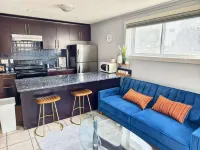 Urban Nest-Stay Close to Trendy Restaurants and Shops Отели рядом с достопримечательностью «Шоссе Маклеод-трейл»