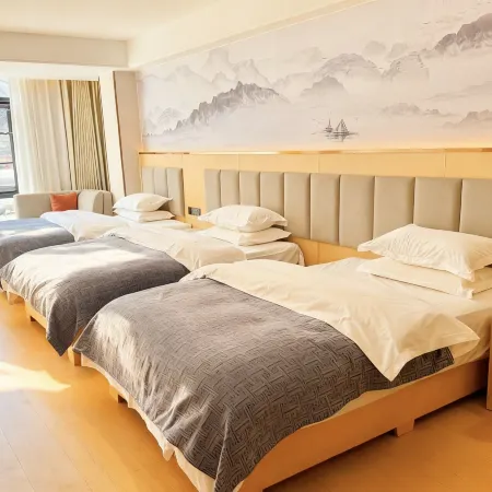 Sog Boxiang Runyi Huadu Grand Hotel (Zandan Temple)