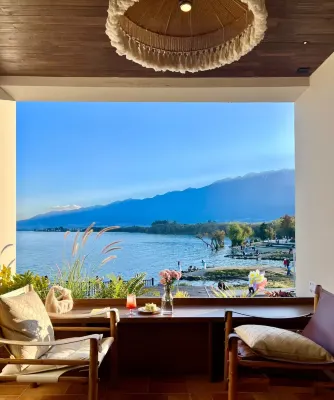 Song's Courtyard · Breeze Villa: A Serenic Mountain-View Retreat (Sansheng Island Branch) Hotel dekat Sansheng Island