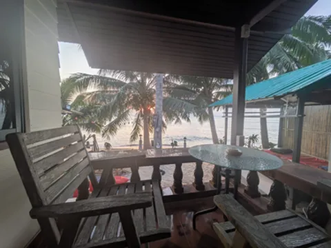 รูปภาพของSleepy beach bungalows