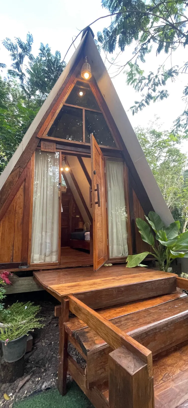 บ้านจงรัก