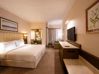 Luxe Avenue Hotel Hotels near Shisha Lounge