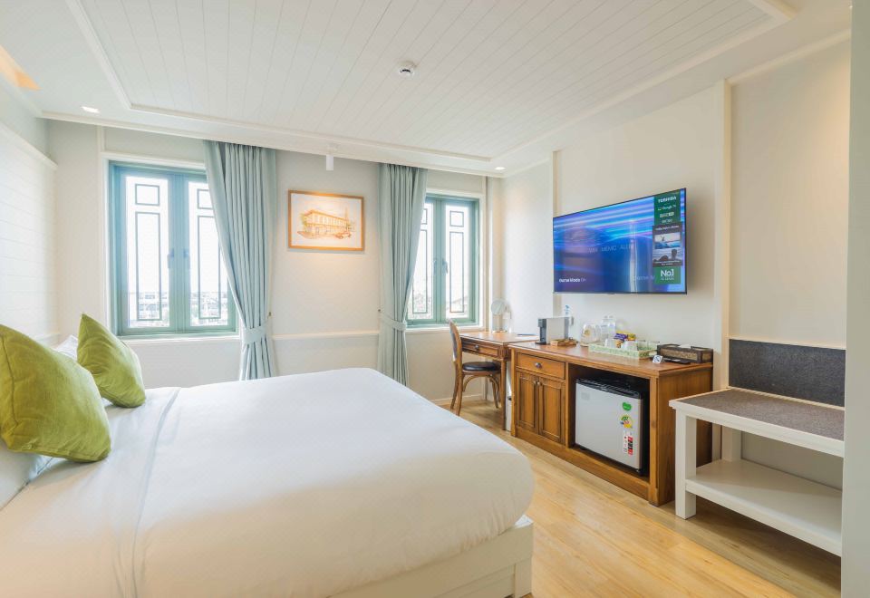 TUAN 호텔 근처 MRT 역 접근성 표시