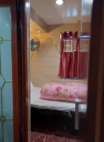 Everest Base Camp Hostel (Main reception Block B 10F B1/B2)