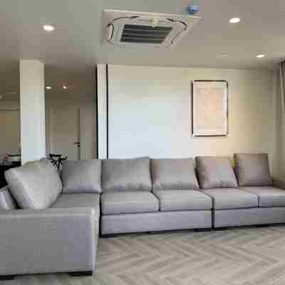 Holmes Pranakorn Rooms