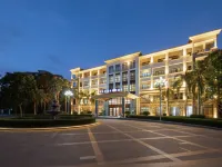 Guantang Yulan Hot Spring Resort Hotel Hotels near Red Detachment of Women Memorial Gardens