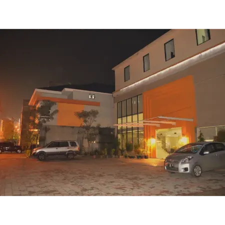Tripletree Dgria Family Hotel