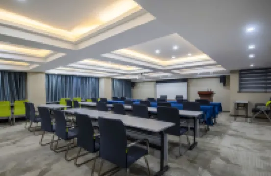 Naixin E-Sports Hotel (Wuxi Sanyang Square Nanchang Street)