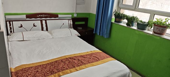 jiayuanzhaodaisuo Hotels in Yecheng