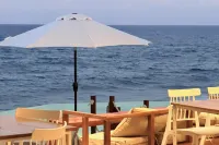 Trogon's Perch 懸崖海景度假酒店（錫亞高Pacifico） - 早餐