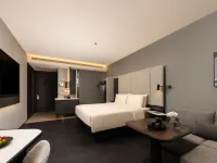 Karamay NO.1 Well Huiyuan Road Atour Hotel(V3.6) Hotels in Karamay