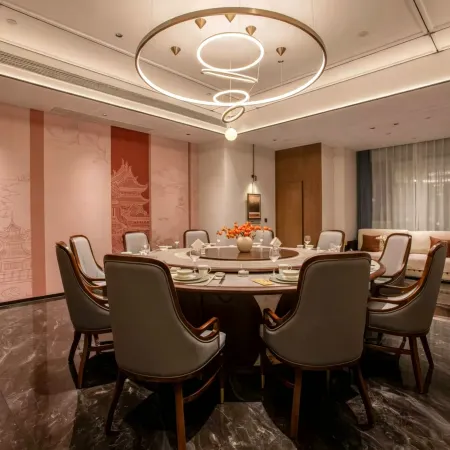 YILIHE GRAND HOTEL