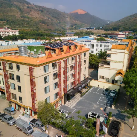 Echarm Hotel (Ailao Mountain Secret Land Happy Valley Resort, Gasa Town, Xinping, Yuxi)