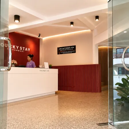 Quicky Stay Hotel Suphanburi
