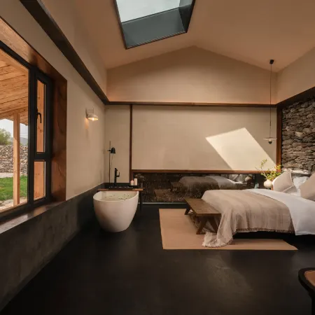 Daye · Songshan Homestay (Nalati Scenic Area)
