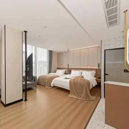 Peaceful Hotel