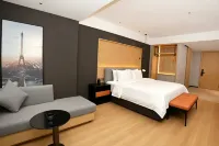 Libo Hotel (Tengzhou Station True Love Mall)