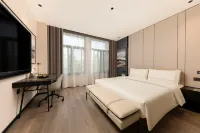 Yangzhou Slender West Lake Weiyang Road Atour X Hotel
