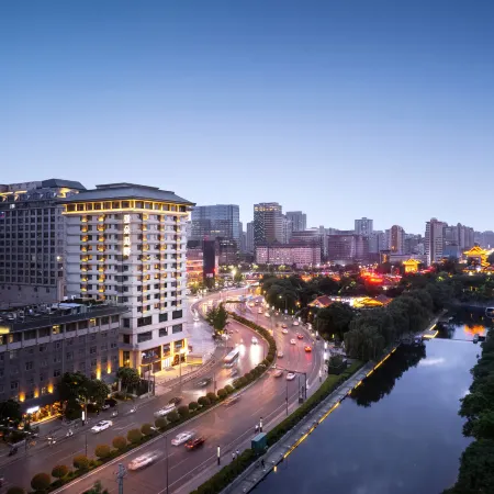 Atour Hotel Xi'an Bell Tower South Gate Отели рядом с достопримечательностью «Ворота Yongning Men»