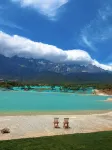 Yiyun Xuan Mountainview | Snow Mountain Golden Sunrise (Baisha Ancient Town) - pemandangan pegunungan