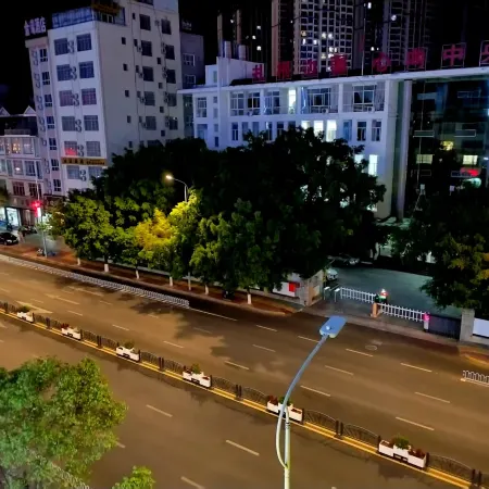 Wenshan Fengchi Apartment (Qihua Square)