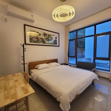 Jiaojie Riverside Homestay