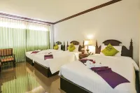 The Heritage Courtyard - parkir