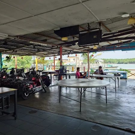 Sea Lion Hotel @ Pulau Ketam