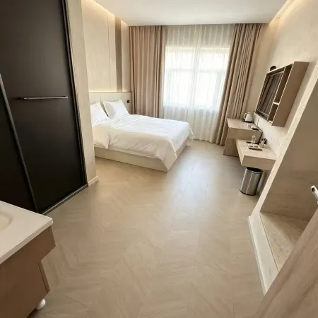 Shijia Petroleum Business Hotel