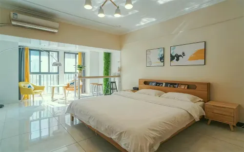 Peninsul Meili Hotel (Baolong Plaza · Pangdonglai Sanpang Branch) - Airport Shuttle