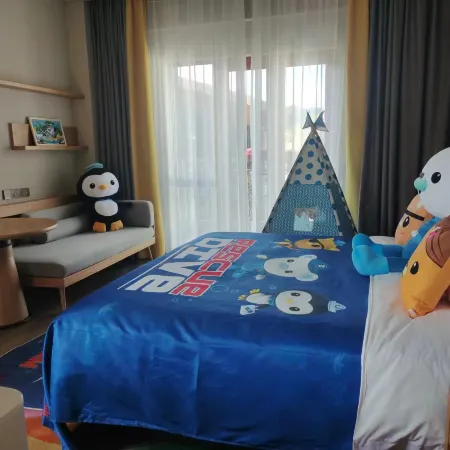 Zhangjiakou Fulong Fengling Yuegu Fanwoods Hotel Отели в г. Чжанцзякоу