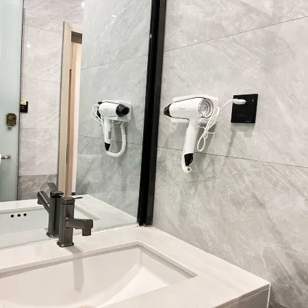 Madozo Linghu Hotel Hotels in Madoi