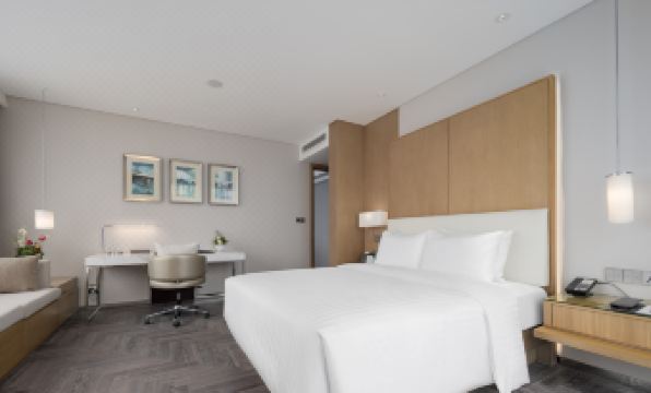 Inzone Royal Plaza Hotels