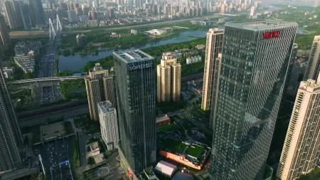 Somerset Future Center Wuhan Отели рядом с достопримечательностью «Yangsigang Yangtze River Bridge»