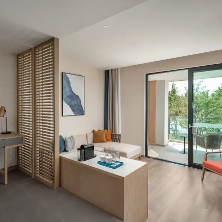 Holiday Inn HAINAN XIANGSHUI BAY by IHG Отели в г. Линшуй