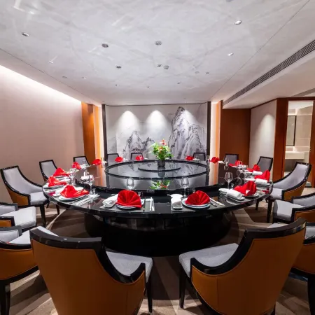 Huayun Hotel