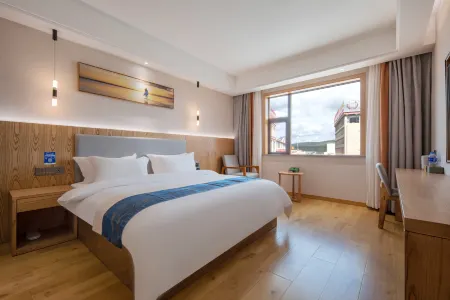 Hongyuan Yuanshe Hotel Отели рядом с достопримечательностью «Ruixiang Tower»