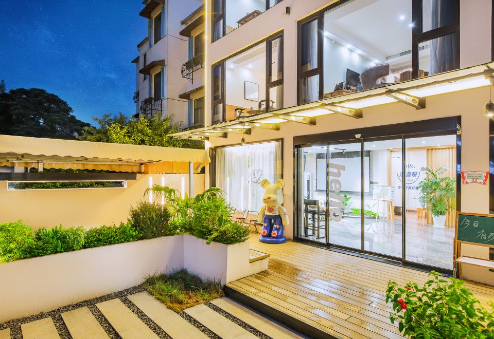 hotel overview picture