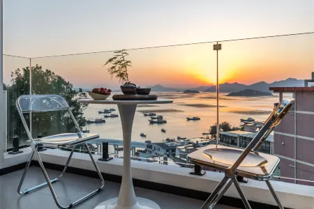 Floral Hotel·Xiapu three-night hotel (Sansha Dongpidian) Отели рядом с достопримечательностью «Huazhu Village»