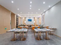 Magnotel Business Hotel (Zhengyang County Zhengyang Avenue Business District) Hotels in Zhengyang