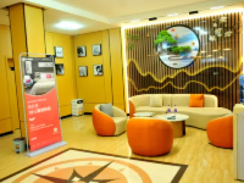 Junyi Chain Hotel (Suiping Xiangyang Avenue People's Hospital) Hotels in Suiping