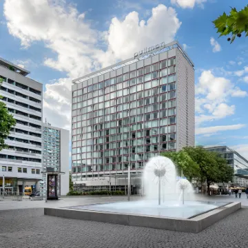 Barceló Dresden Newa Hotels near Holy Cross Church