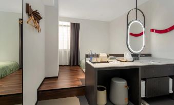 I like to live in Designer's Homestay (Qingxi Town Store)