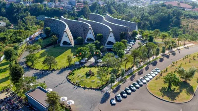 The Coffee City - Healing & Retreats Hotel a 