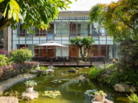 Huangguoshu Qishouju Hoteles en Zhenning